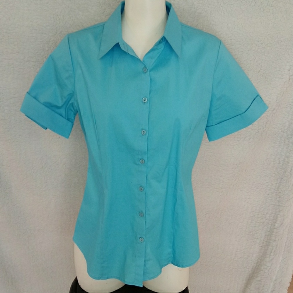 LE3NO button down shirt